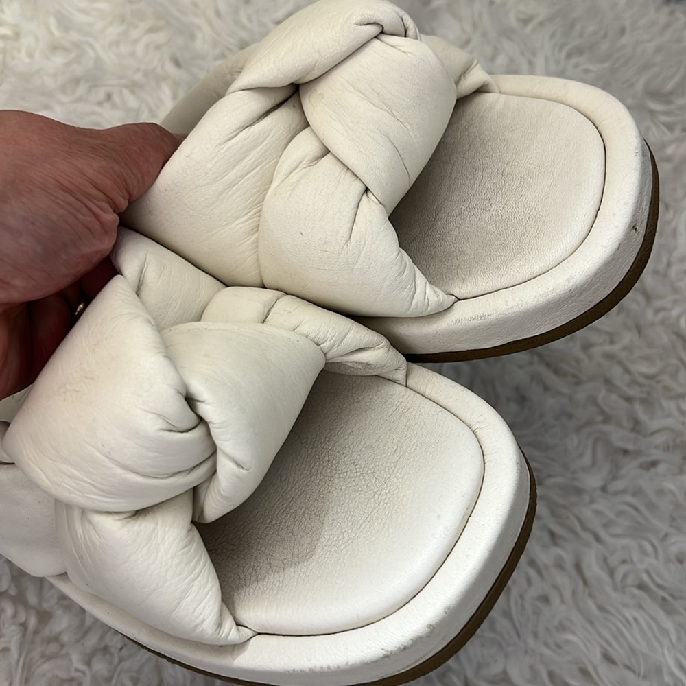 275 Central Igor White Sandals 7.5 - Picture 6 of 9